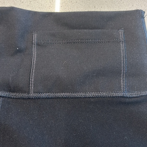 PowerHold by Fabletics Bike Shorts - Picture 2 of 3